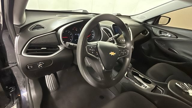 Used 2023 Chevrolet Malibu LS FWD image 13