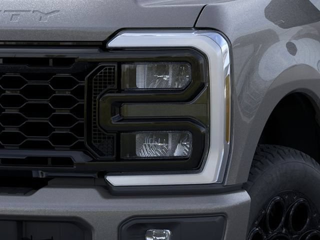 New 2026 Ford F250 4x4 Crew Cab Super Duty image 17