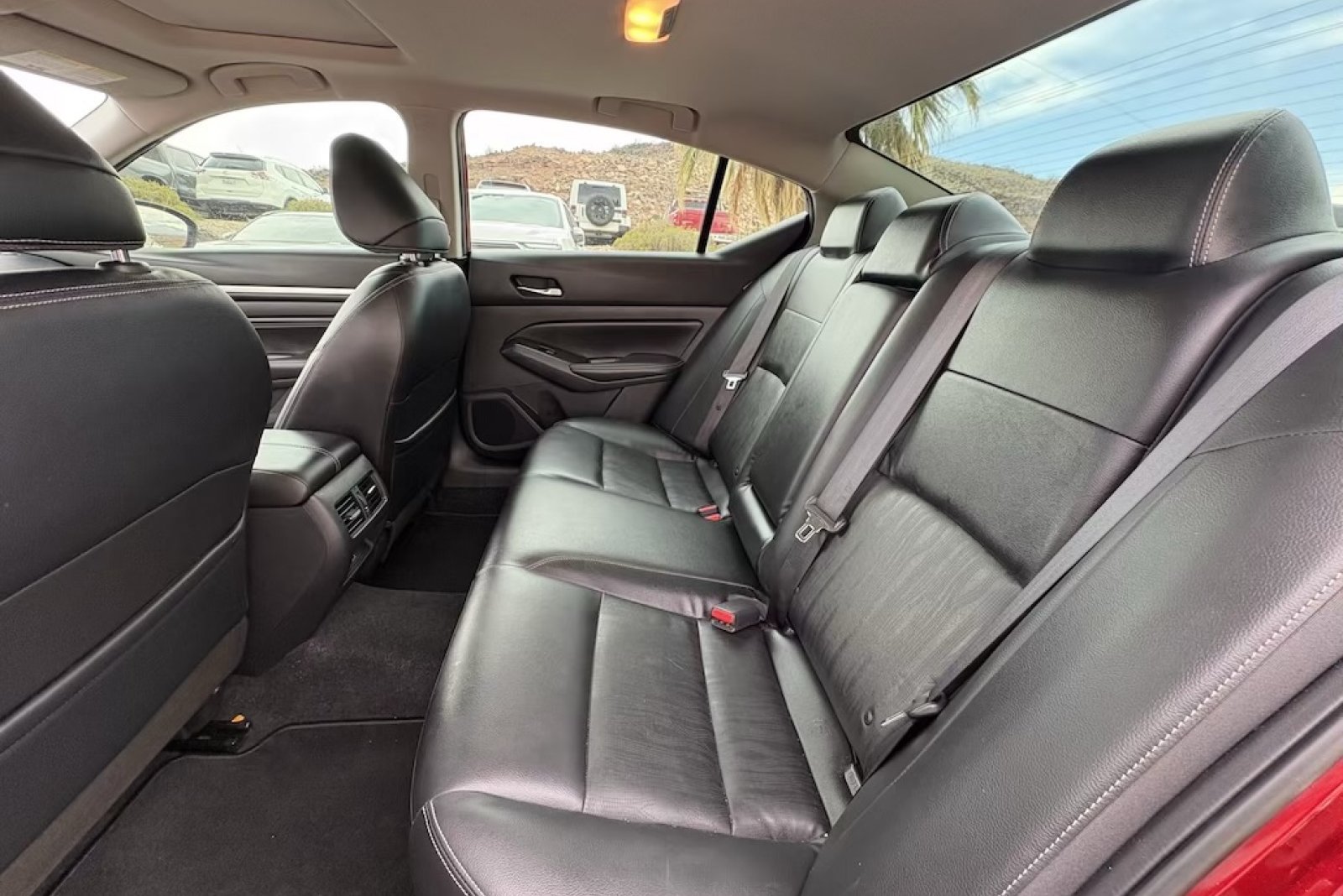 Used 2019 Nissan Altima 2.5 Platinum FWD image 10