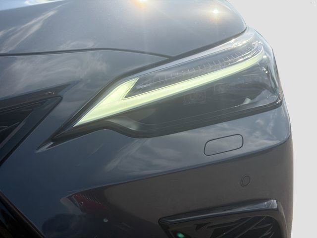 New 2026 Lexus NX 450h+ F Sport image 9