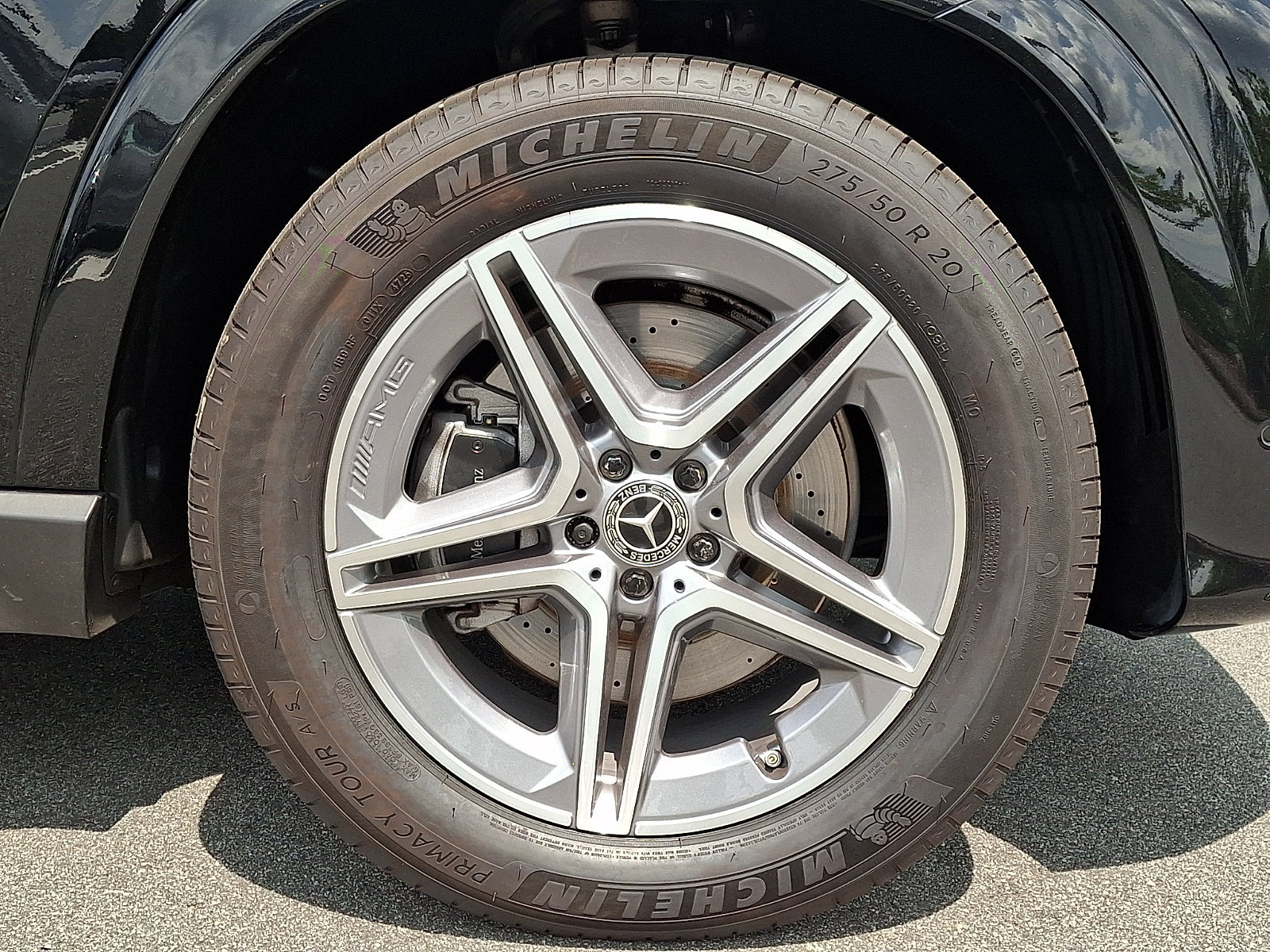 Used 2024 Mercedes-Benz GLE 350 4MATIC w/ AMG Line Exterior image 8