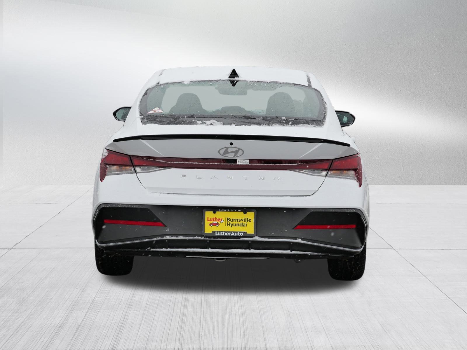 Certified 2025 Hyundai Elantra Sport image 6