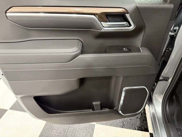 New 2026 Chevrolet Silverado 1500 LT image 17