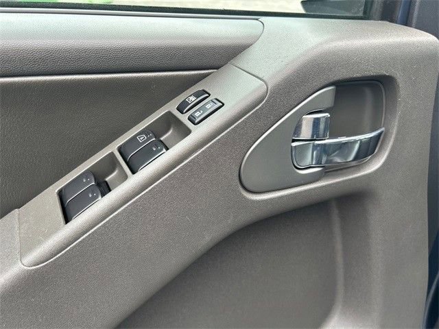 Used 2021 Nissan Frontier PRO-4X w/ Pro-4x Utility Package AWD/4WD image 18
