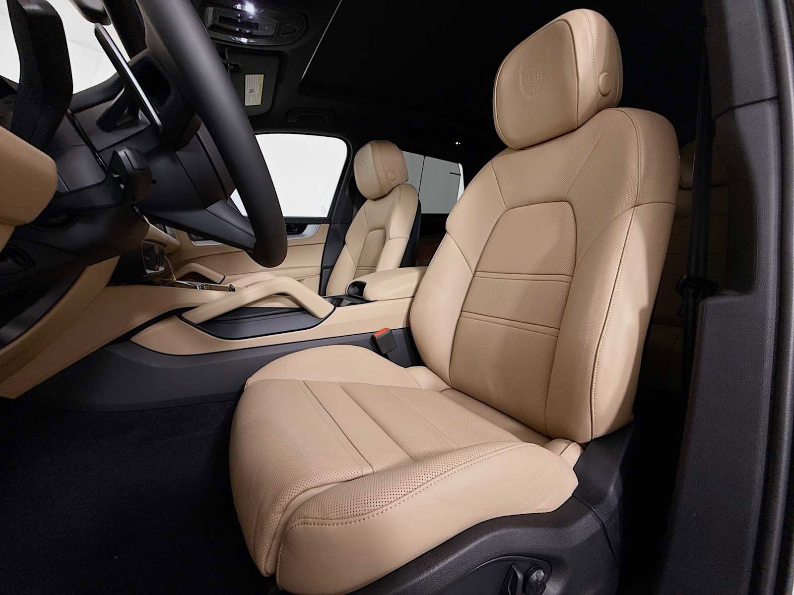 New 2026 Porsche Cayenne S image 5