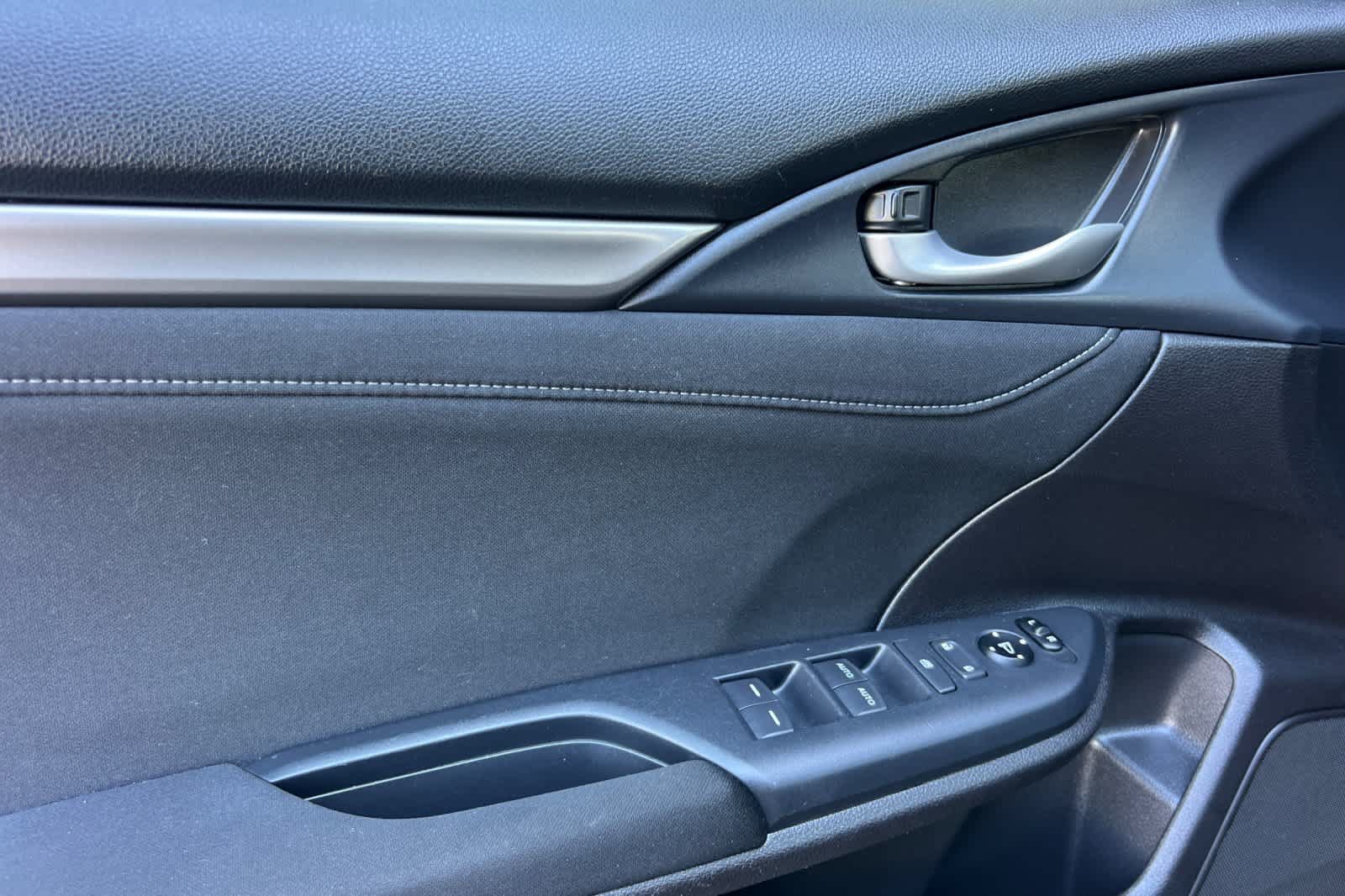 Used 2021 Honda Civic EX image 12