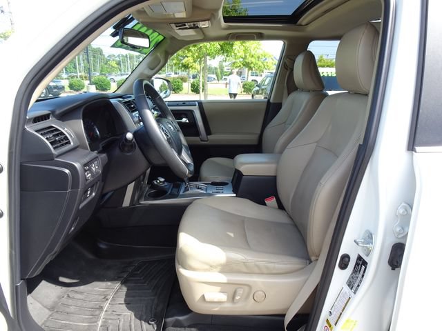 Used 2017 Toyota 4Runner Limited AWD/4WD image 10