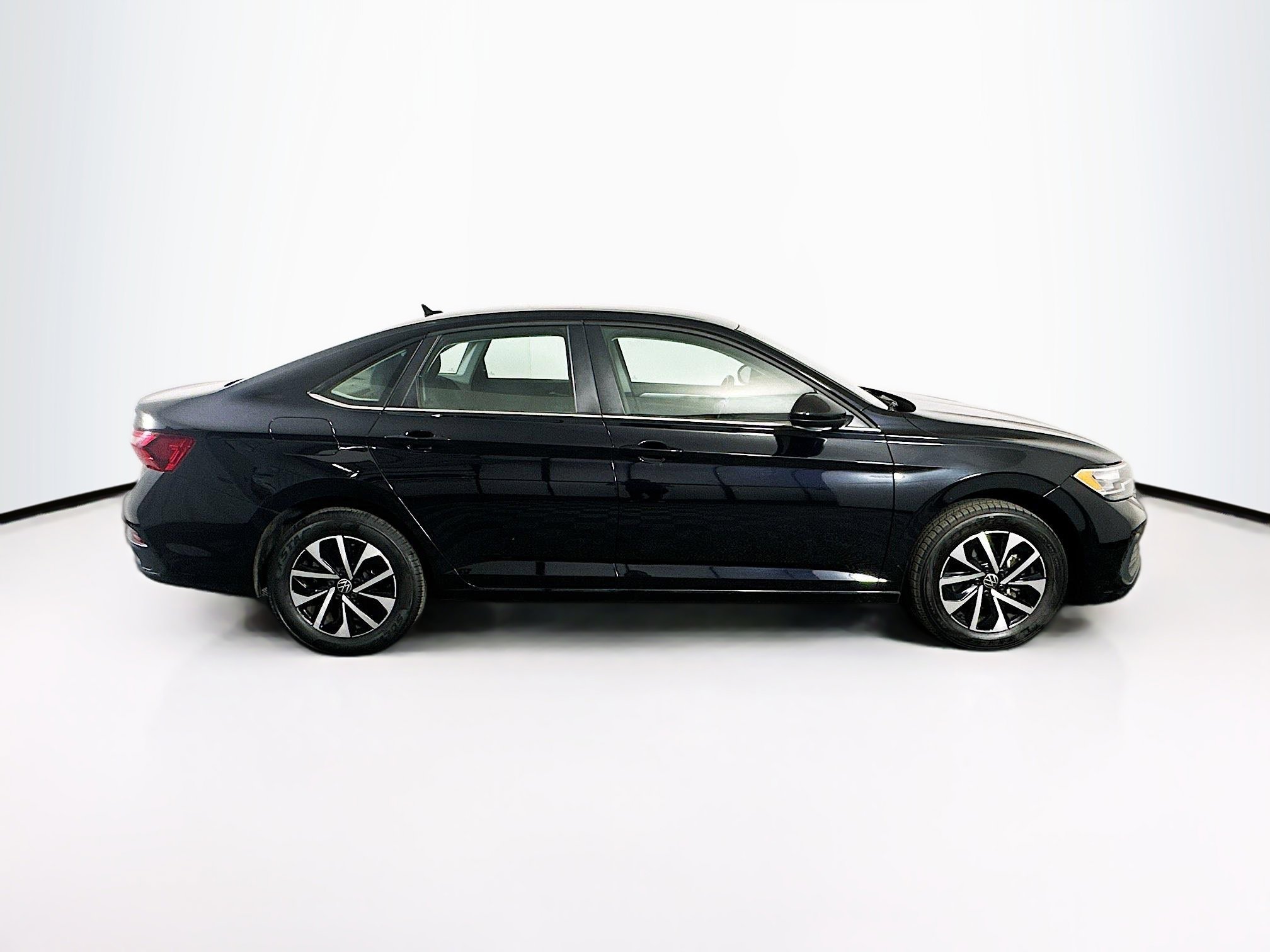 Used 2024 Volkswagen Jetta S image 10