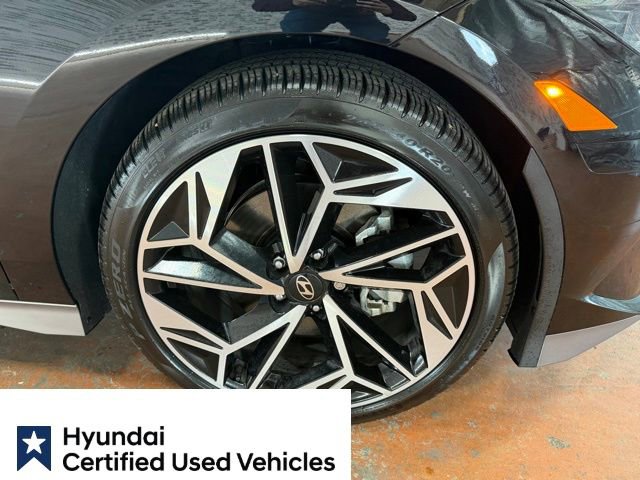 Certified 2025 Hyundai Ioniq 6 SEL image 9