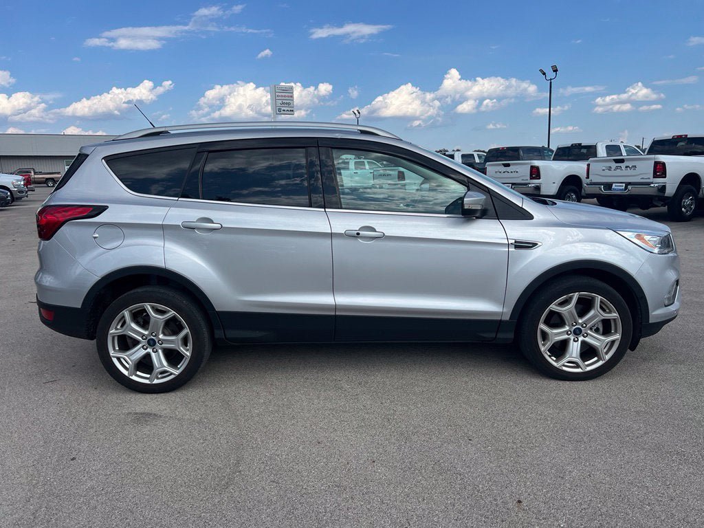 Used 2019 Ford Escape Titanium AWD/4WD image 8