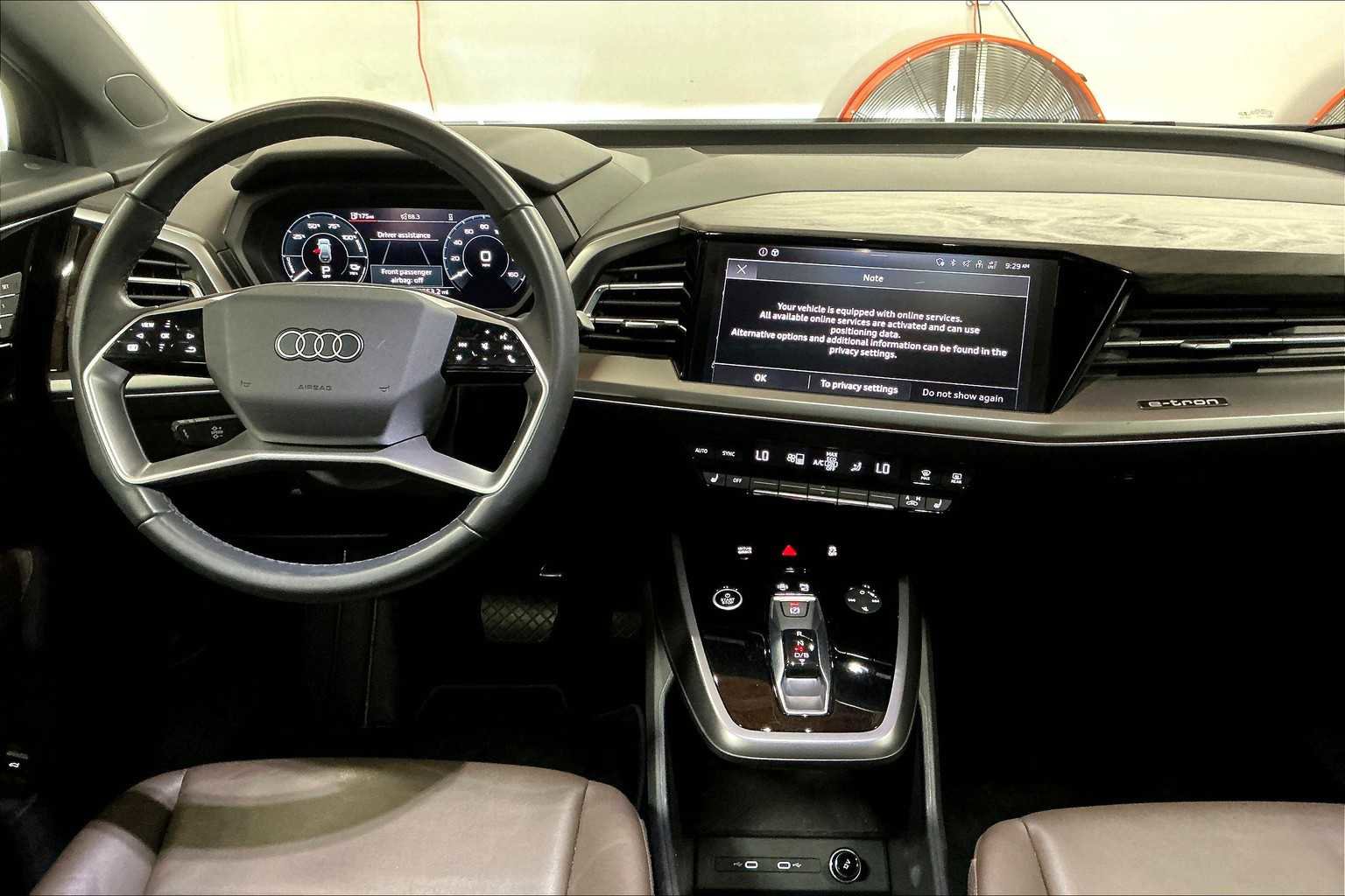 Used 2023 Audi Q4 e-tron Premium w/ Convenience Package image 17