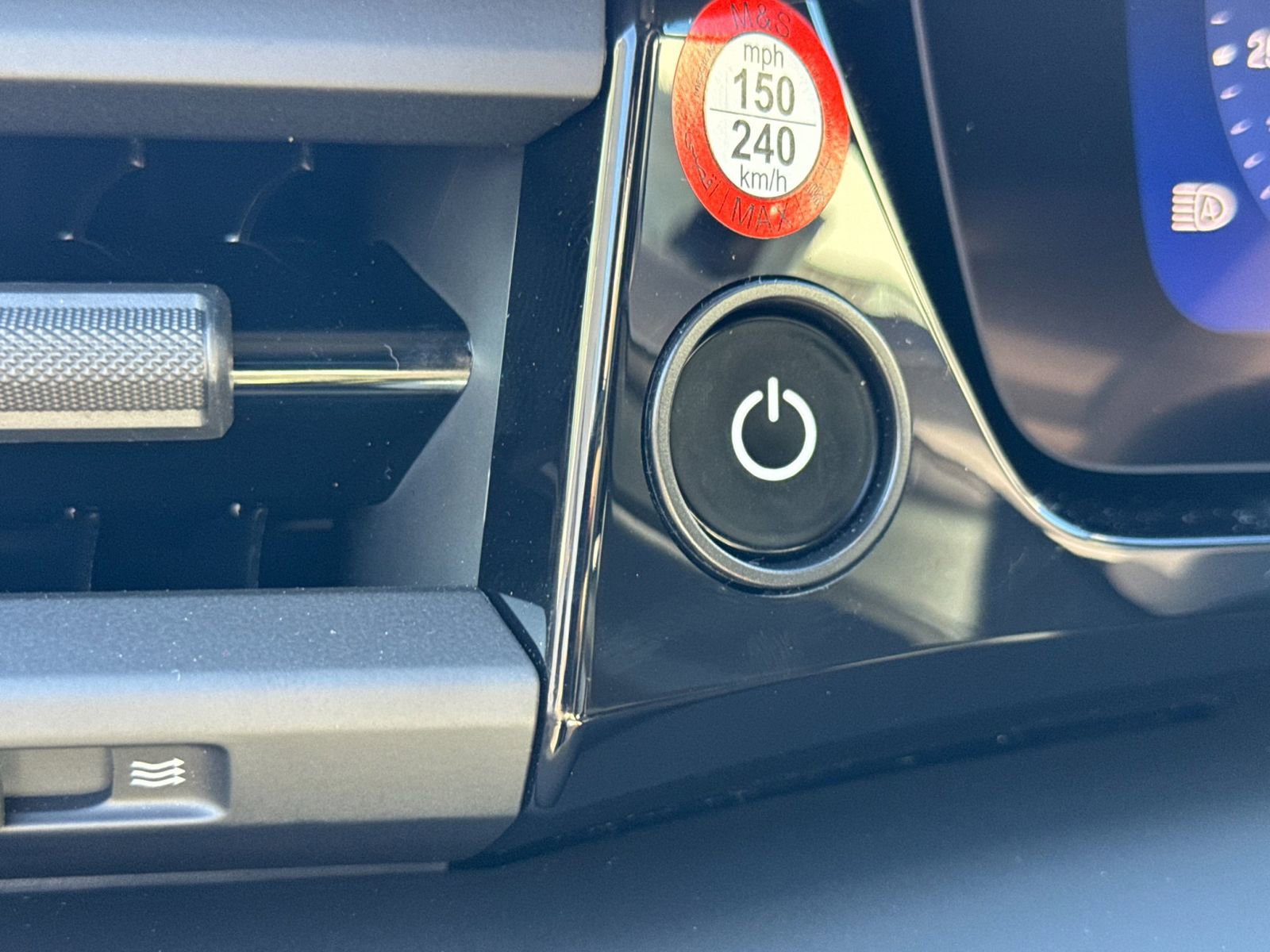 New 2026 Porsche Macan Turbo Electric image 27