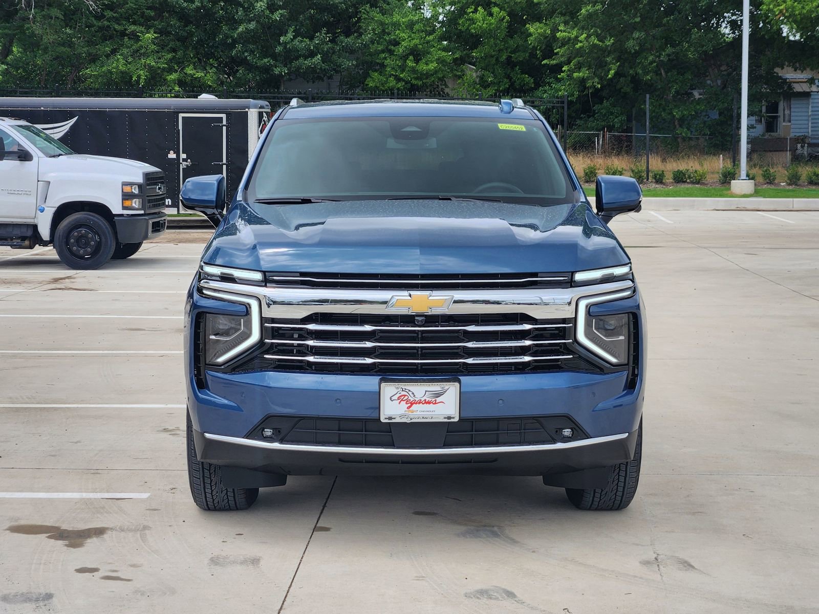 New 2026 Chevrolet Suburban LT w/ Comfort Package RWD image 6