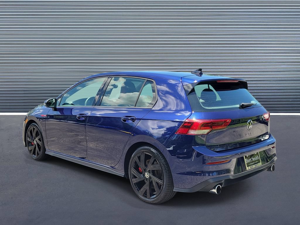 Used 2022 Volkswagen GTI SE FWD image 4