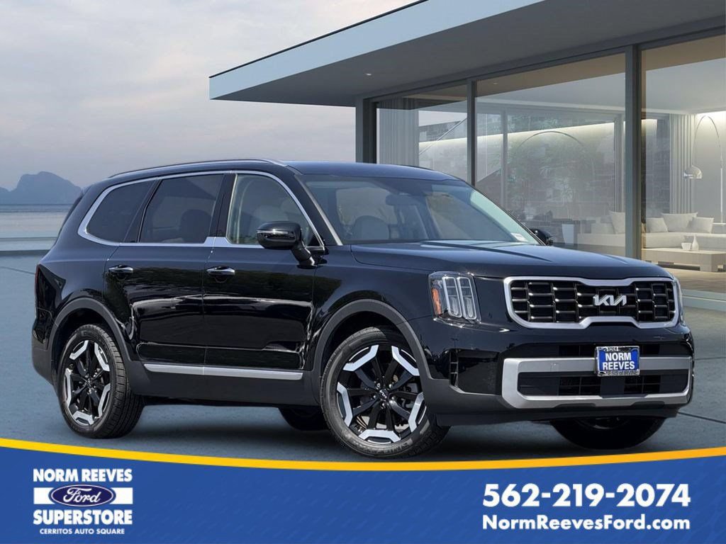 Used 2023 Kia Telluride S
