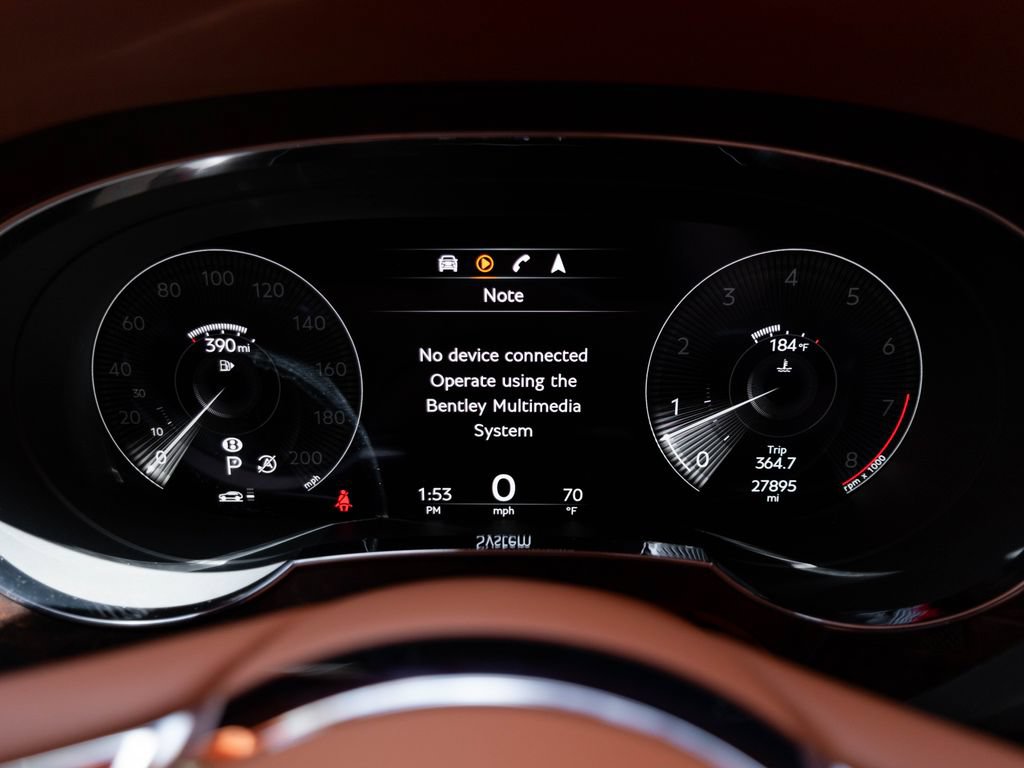 Used 2022 Bentley Bentayga AWD/4WD image 7