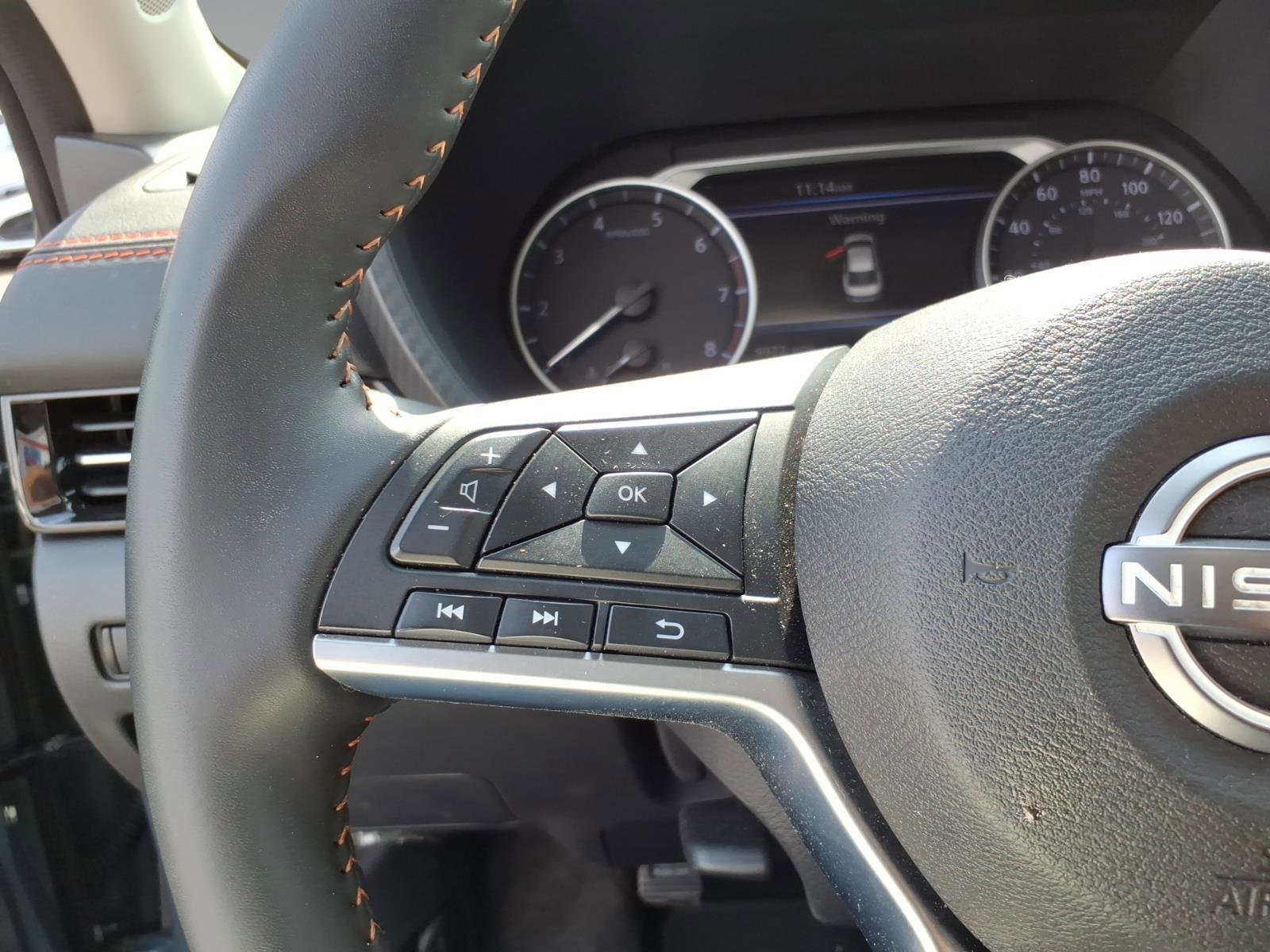 Used 2025 Nissan Sentra SR w/ Midnight Edition FWD image 13