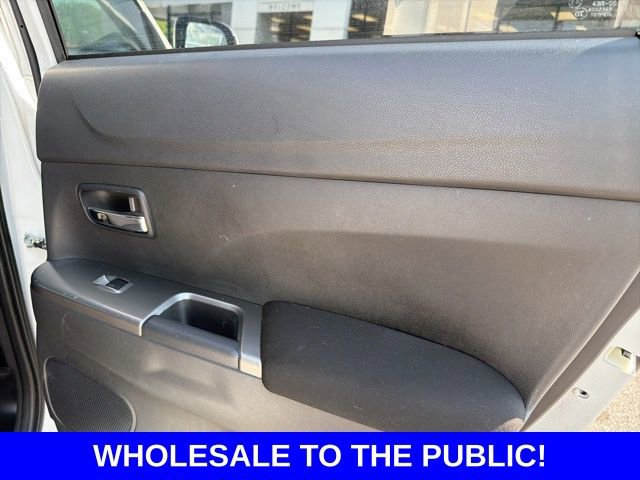 Used 2018 Mitsubishi Outlander Sport ES FWD image 13