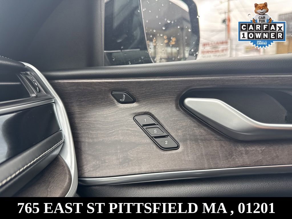 Used 2022 Jeep Grand Cherokee Overland w/ Adv Protech Group III image 20