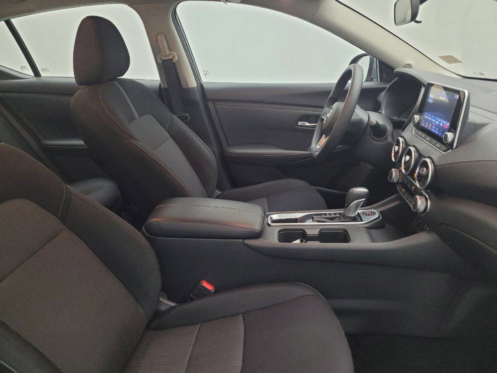 Used 2025 Nissan Sentra SV FWD image 21