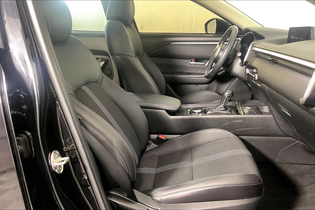 Used 2025 MAZDA CX-50 AWD 2.5 S w/ Premium Package image 9