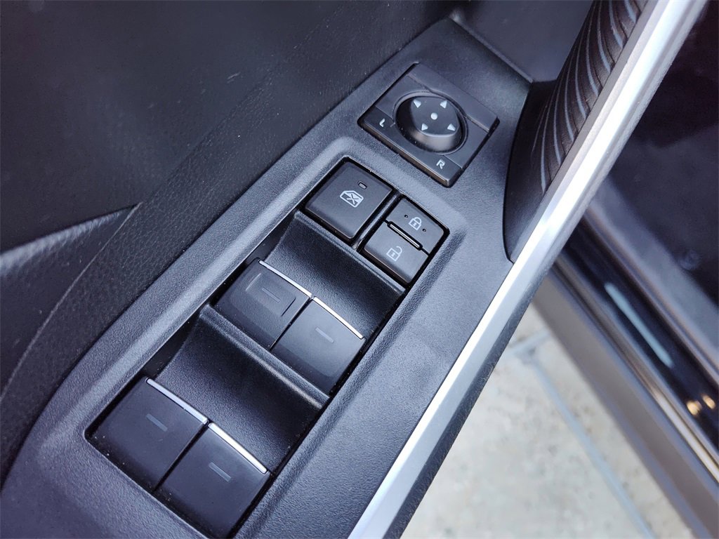 Used 2024 Toyota RAV4 XLE image 21