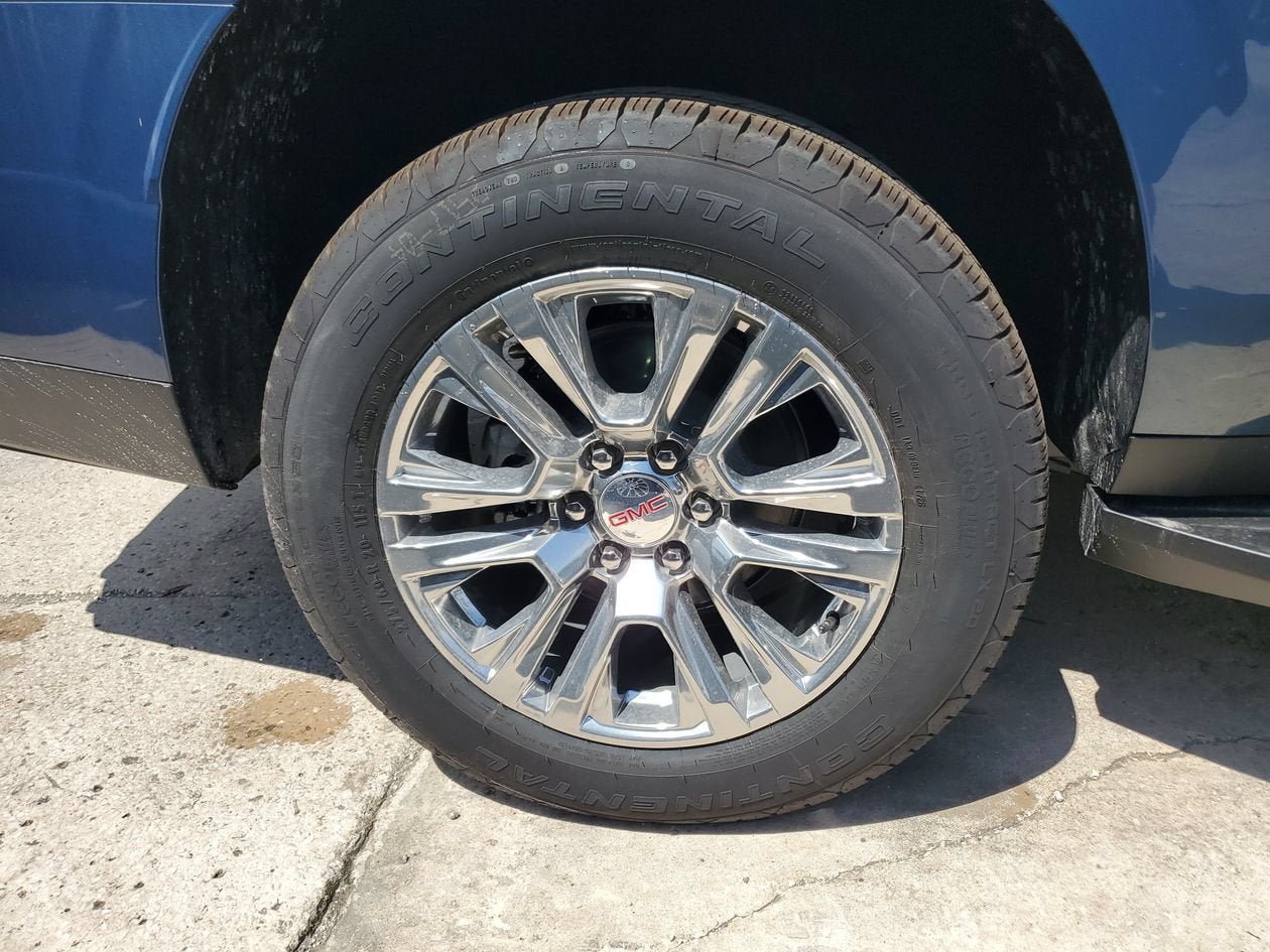 New 2026 GMC Yukon XL Denali RWD image 6