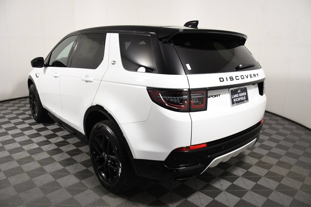 New 2026 Land Rover Discovery Sport Landmark AWD/4WD image 4