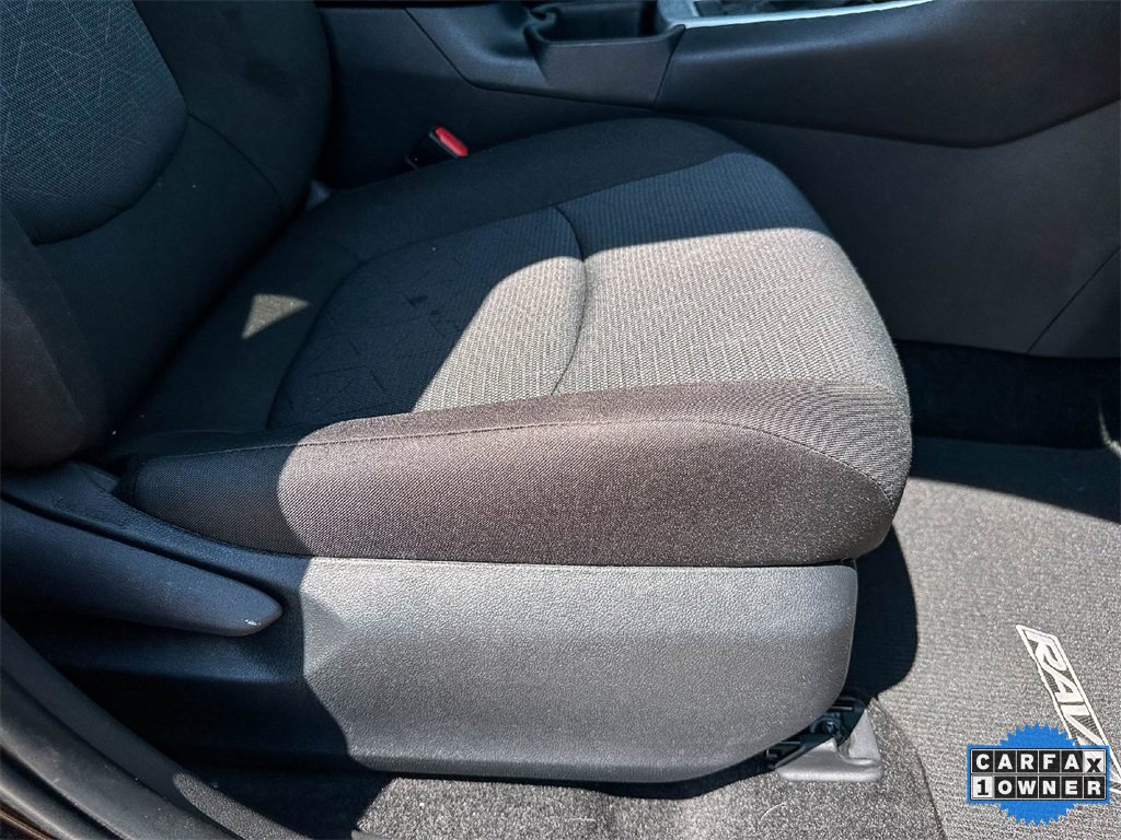 Used 2025 Toyota RAV4 XLE image 24