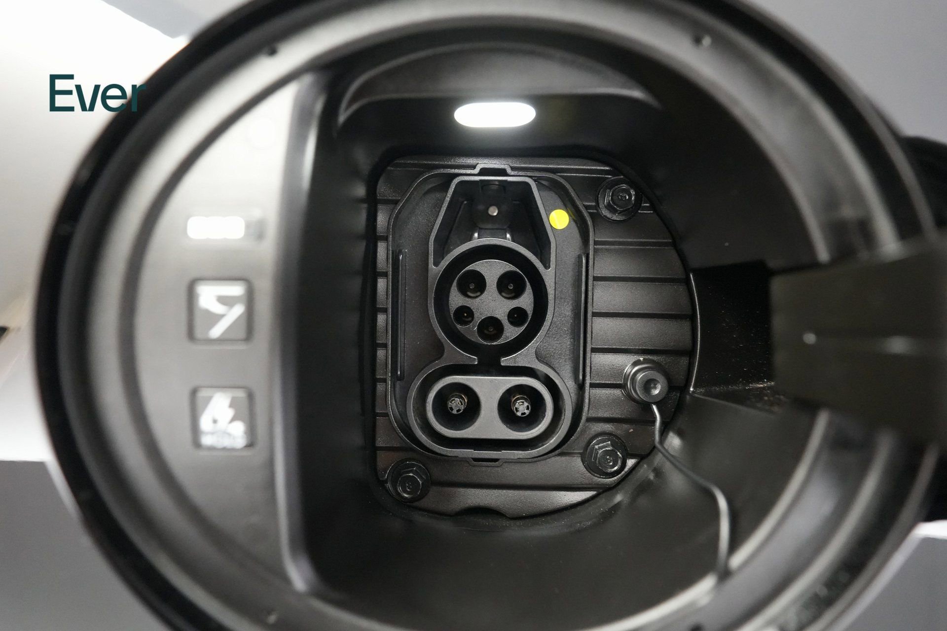 Used 2024 Hyundai Ioniq 6 SEL image 23