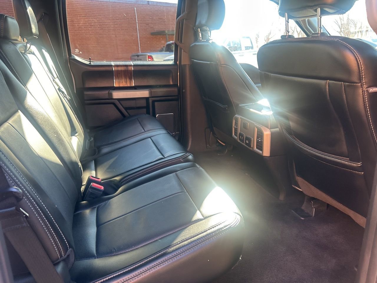 Used 2018 Ford F150 Lariat image 16