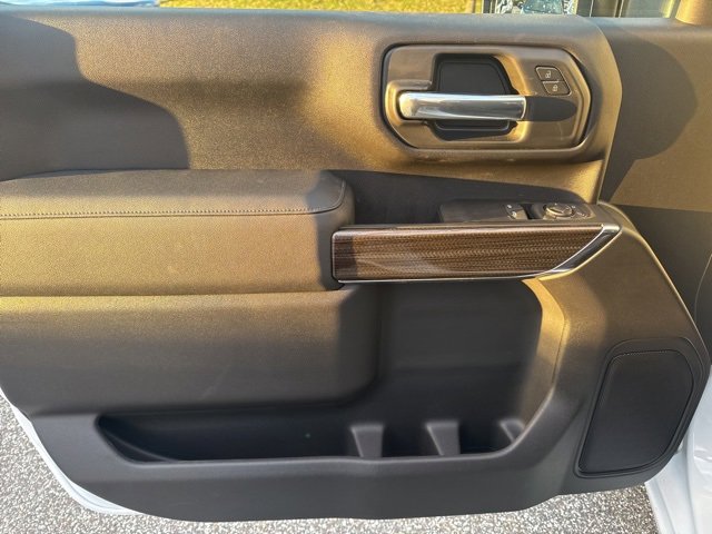 New 2026 Chevrolet Silverado 2500 LT w/ Snow Plow Prep/Camper Package image 10