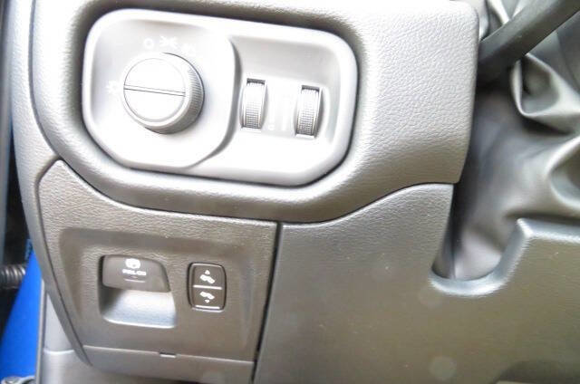 New 2026 RAM 1500 Big Horn AWD/4WD image 18