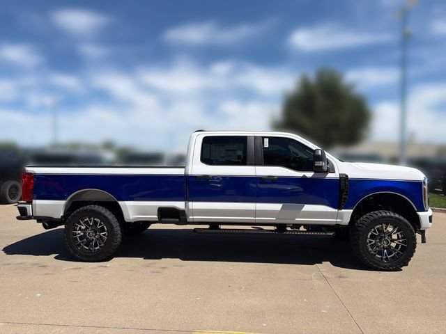 New 2026 Ford F250 XL w/ STX Appearance Package AWD/4WD image 4