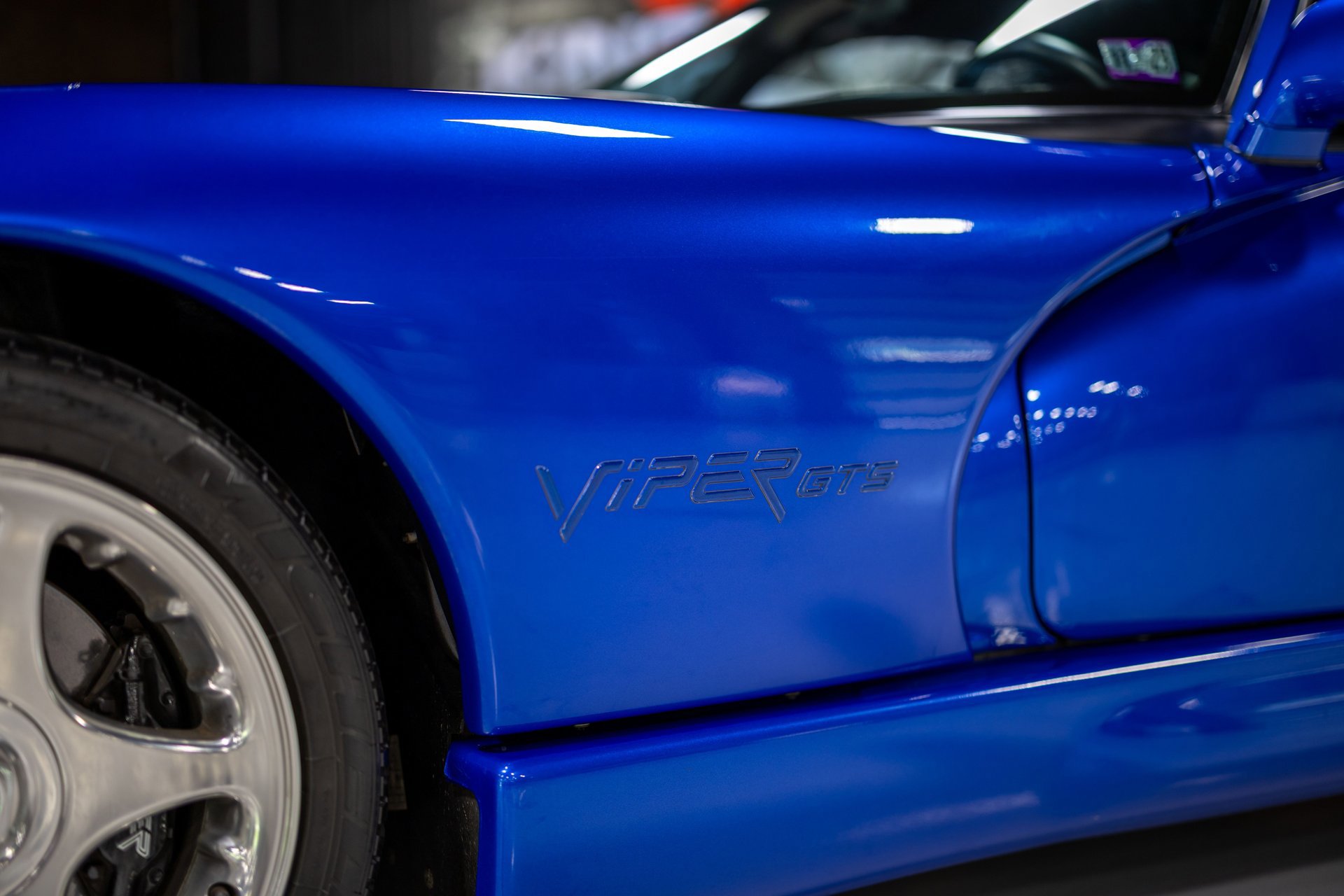 Used 1996 Dodge Viper GTS RWD image 12
