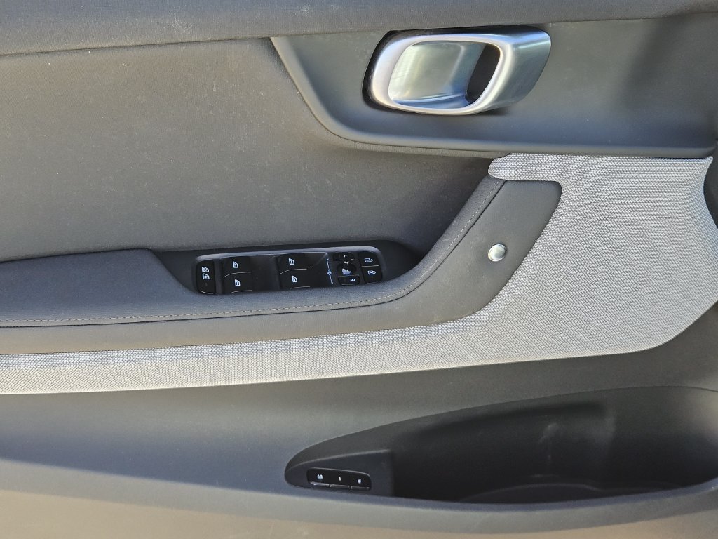 Used 2023 Polestar Polestar 2 AWD/4WD image 28
