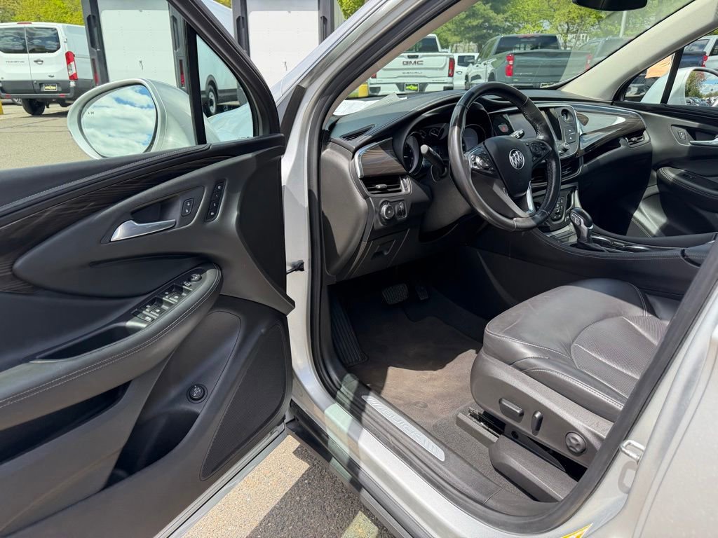 Used 2019 Buick Envision Essence w/ LPO, Cargo Package AWD/4WD image 17