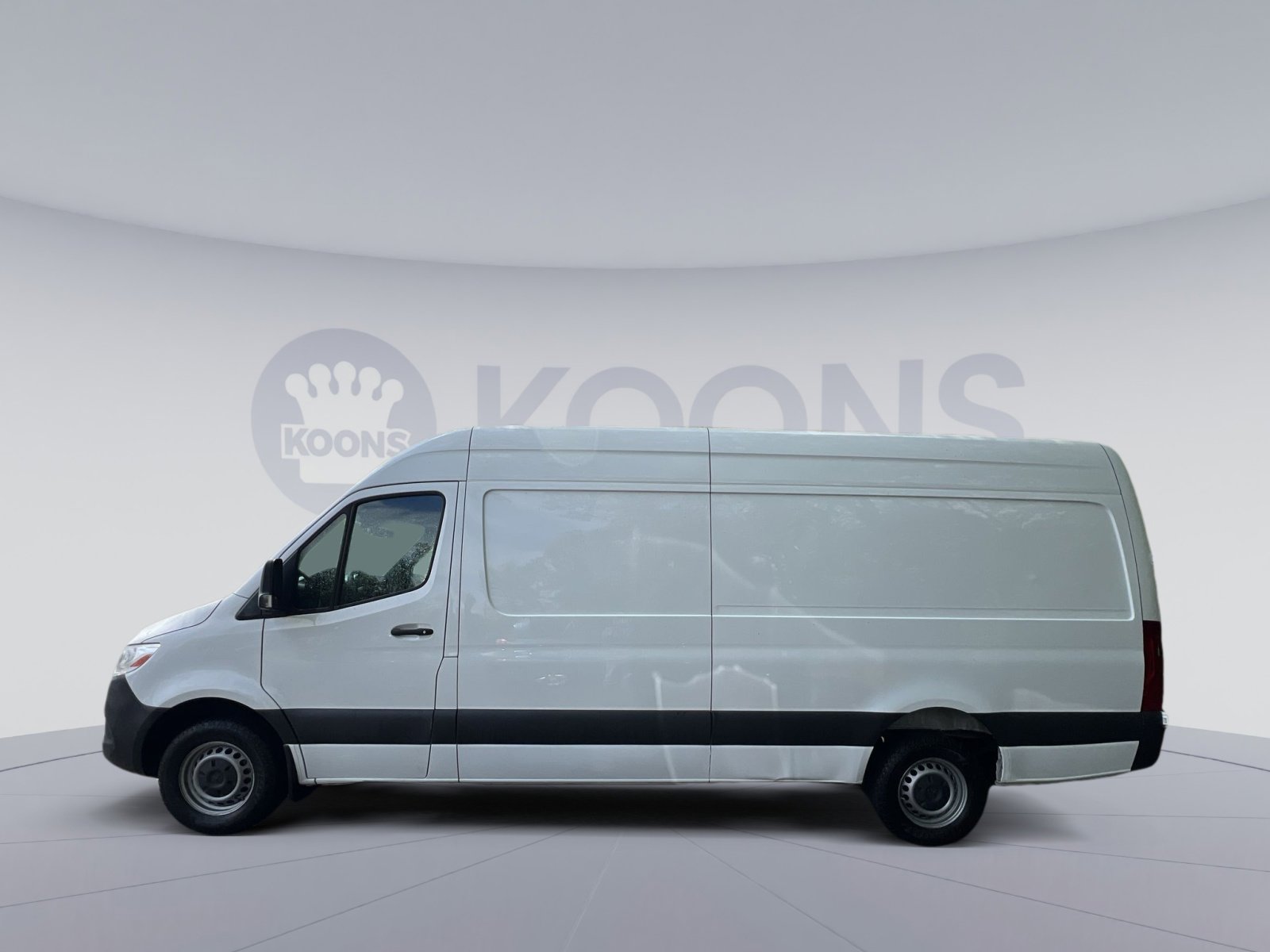 Used 2023 Mercedes-Benz Sprinter 2500 image 2