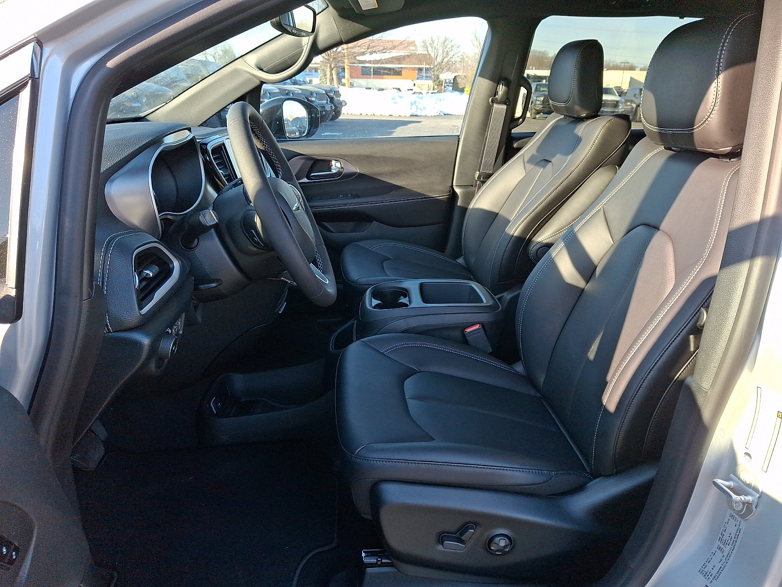 New 2026 Chrysler Pacifica Select FWD image 9