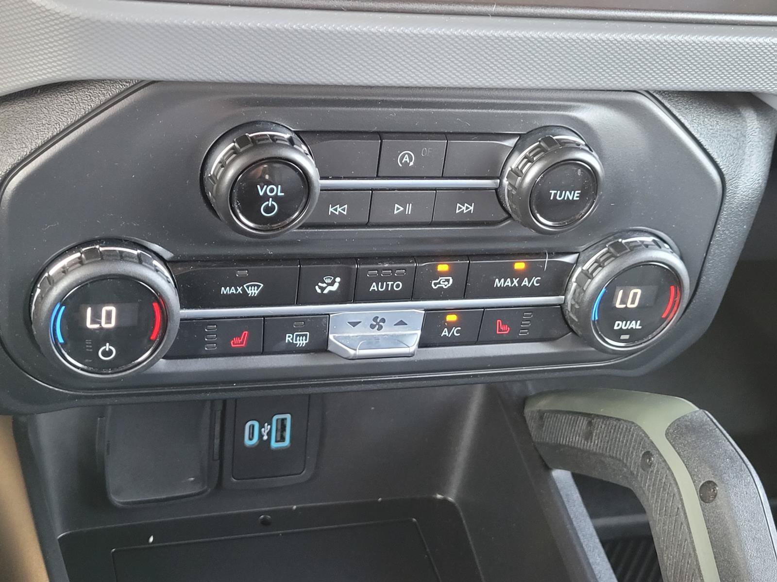 Used 2023 Ford Bronco Everglades AWD/4WD image 15