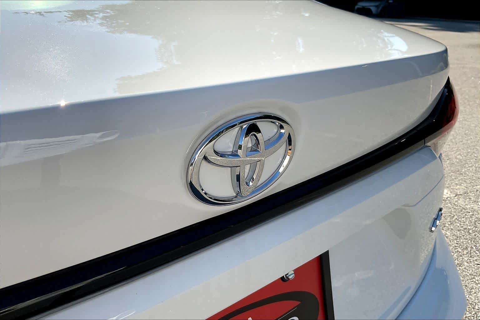 Used 2026 Toyota Corolla LE FWD image 29