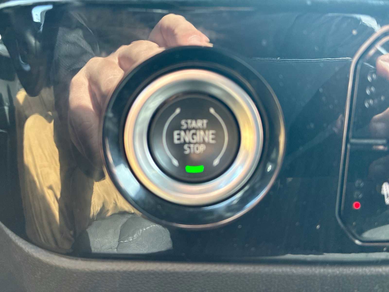 Certified 2024 Chevrolet Silverado 1500 LT image 17