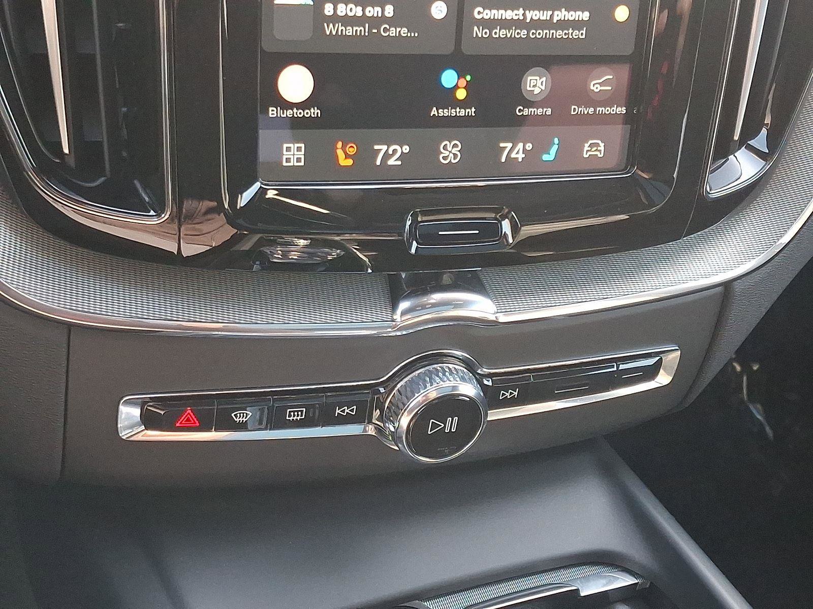 Certified 2024 Volvo XC60 B5 Ultimate w/ Climate Package AWD/4WD image 17