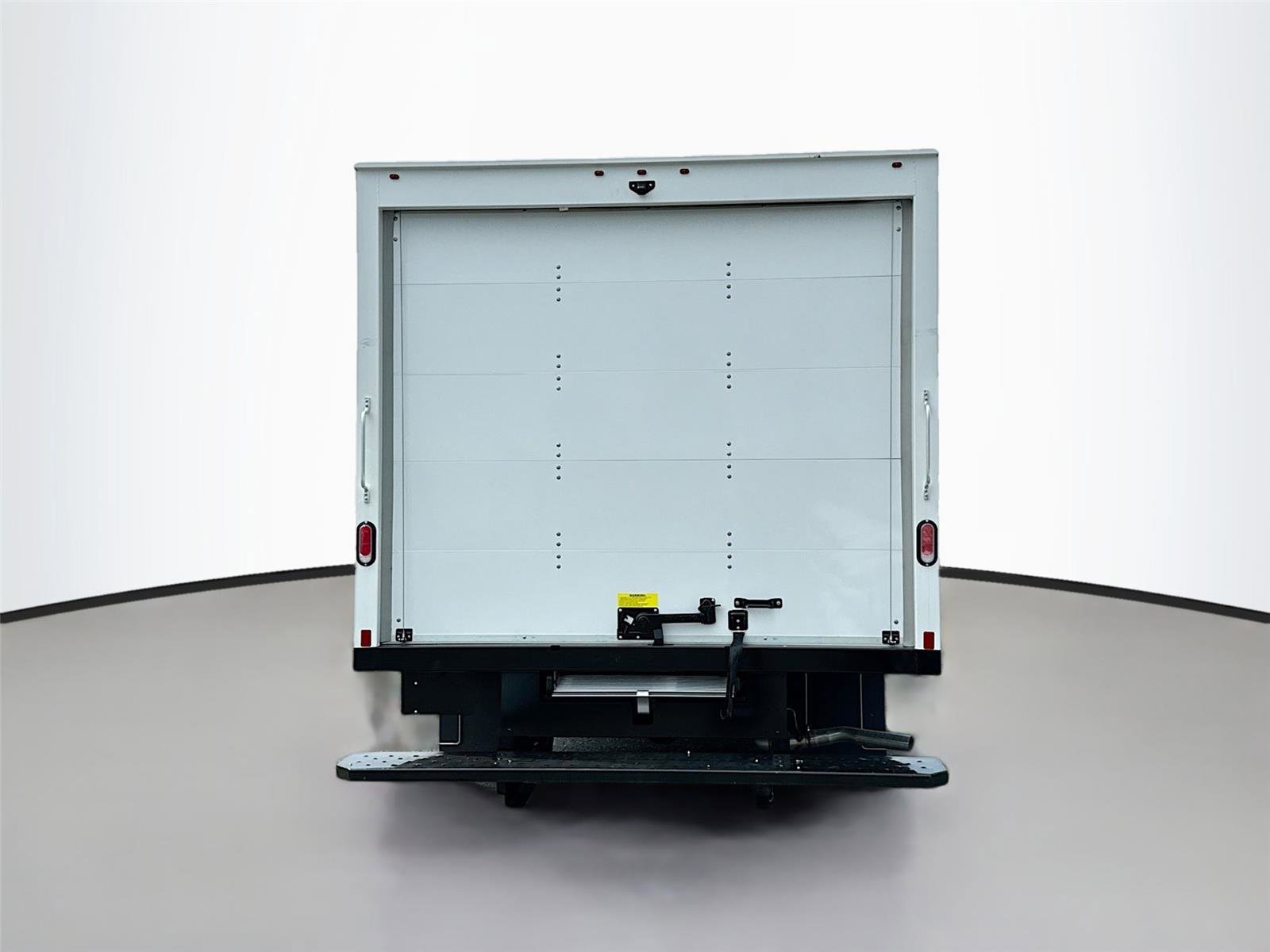 New 2024 Chevrolet Express 4500 w/ Power Convenience Package RWD image 6