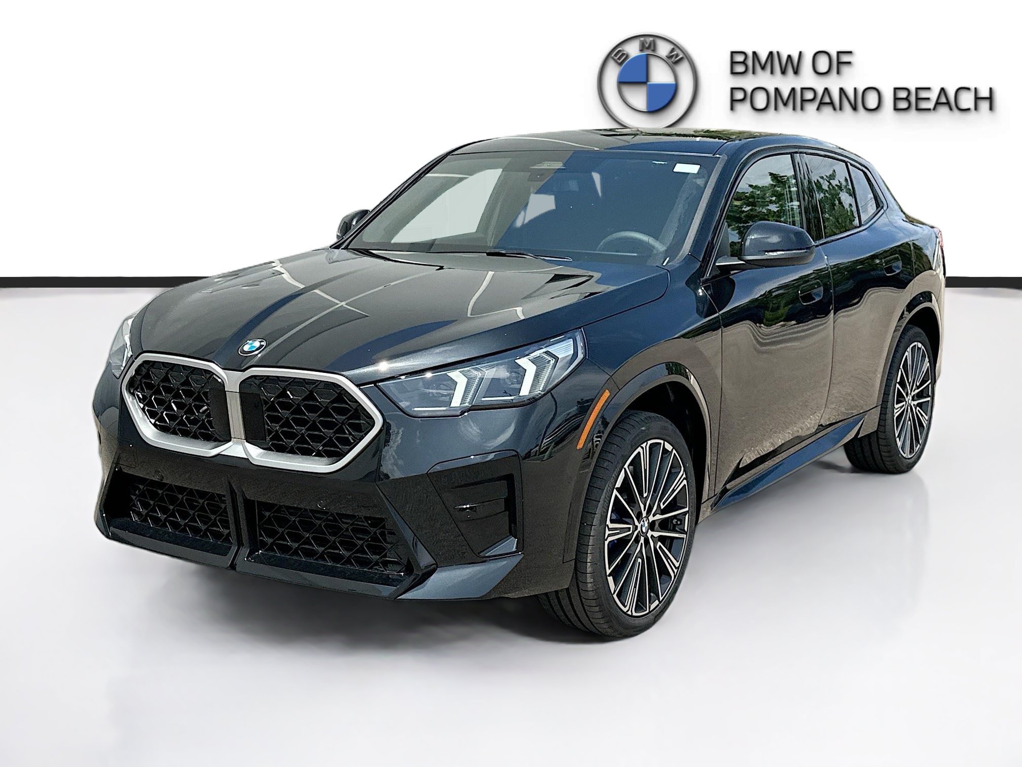 New 2026 BMW X2 xDrive28i w/ M Sport Package AWD/4WD image 3
