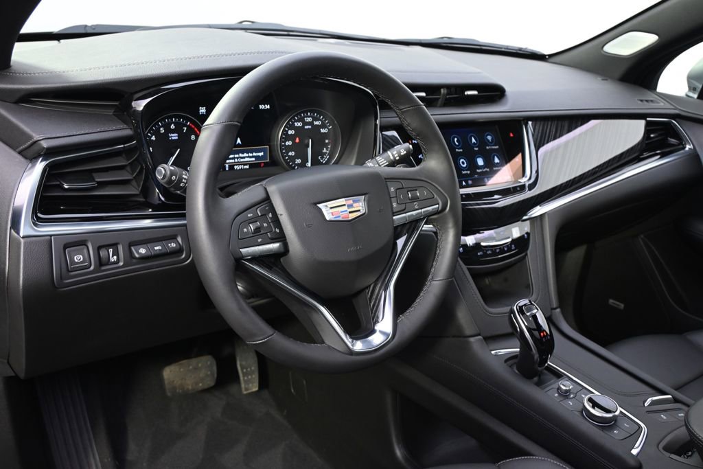 New 2025 Cadillac XT6 Premium Luxury w/ Technology Package image 11