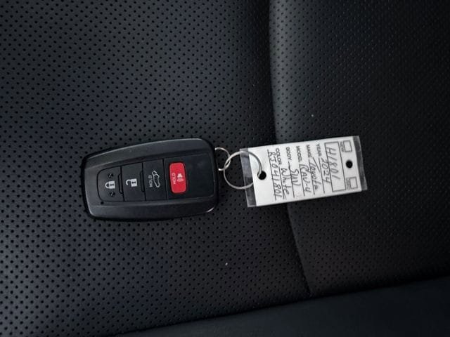 Used 2024 Toyota RAV4 Limited w/ Weather Package AWD/4WD image 31