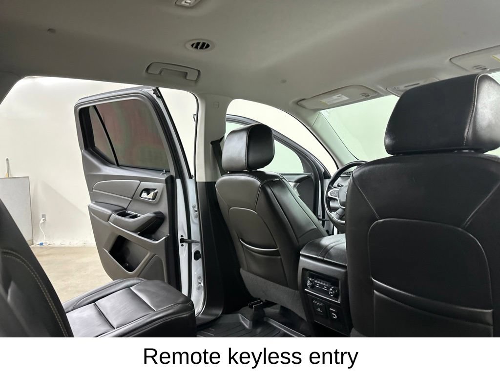 Used 2021 Chevrolet Traverse RS FWD image 24