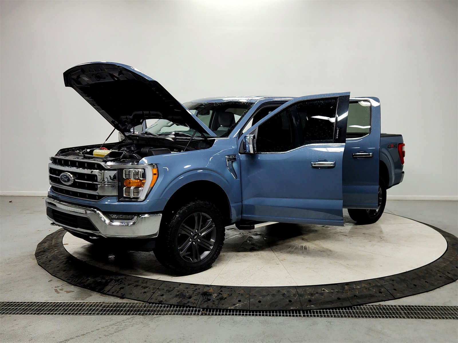Used 2023 Ford F150 Lariat image 11