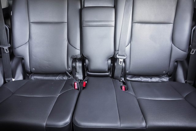 Used 2014 Lexus GX 460 image 19